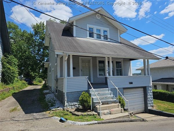 1104 Hunt Avenue, Charleston, WV 25302