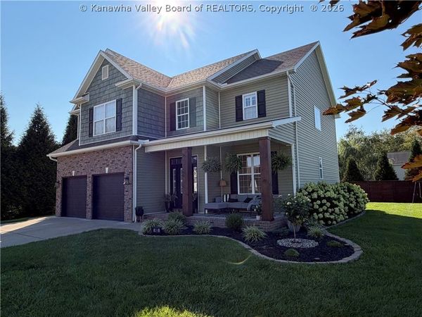 43 Fieldstone Drive, Fraziers Bottom, WV 25082