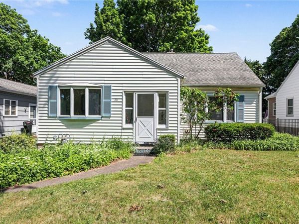 10 Heberton Road , Rochester, NY 14622