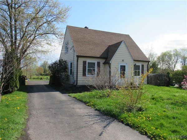 3020 Niagara Falls Boulevard , North Tonawanda, NY 14120