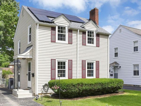 620 Salisbury Road , Columbus, OH 43204