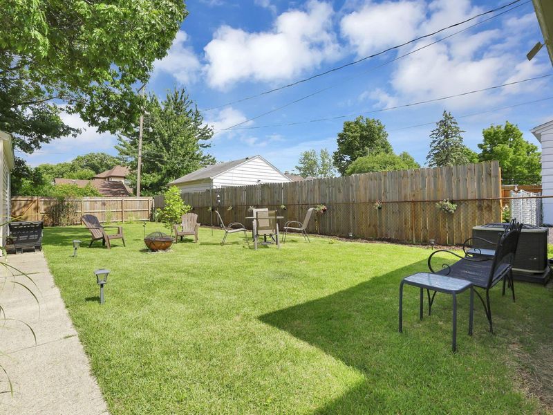 620 Salisbury Road , Columbus, OH 43204 Photo 39