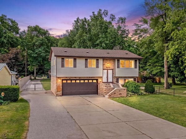 39001 Wade Road, Romulus, MI 48174