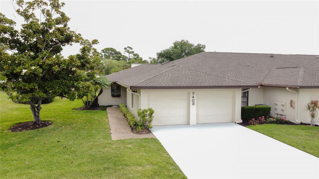 7403 Carnoustie Drive, Unit 7D, Sarasota, FL 34238 Photo