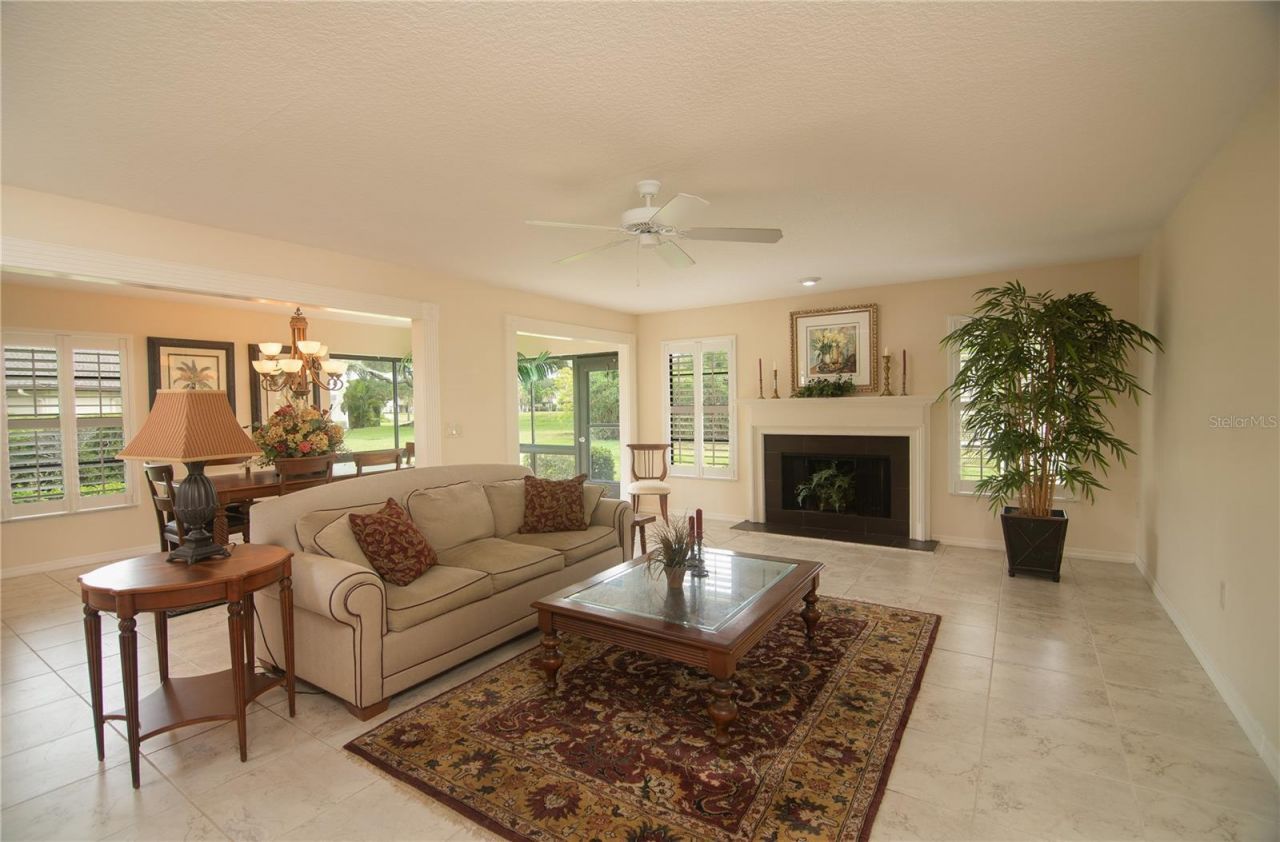 7403 Carnoustie Drive, Unit 7D, Sarasota, FL 34238 Photo