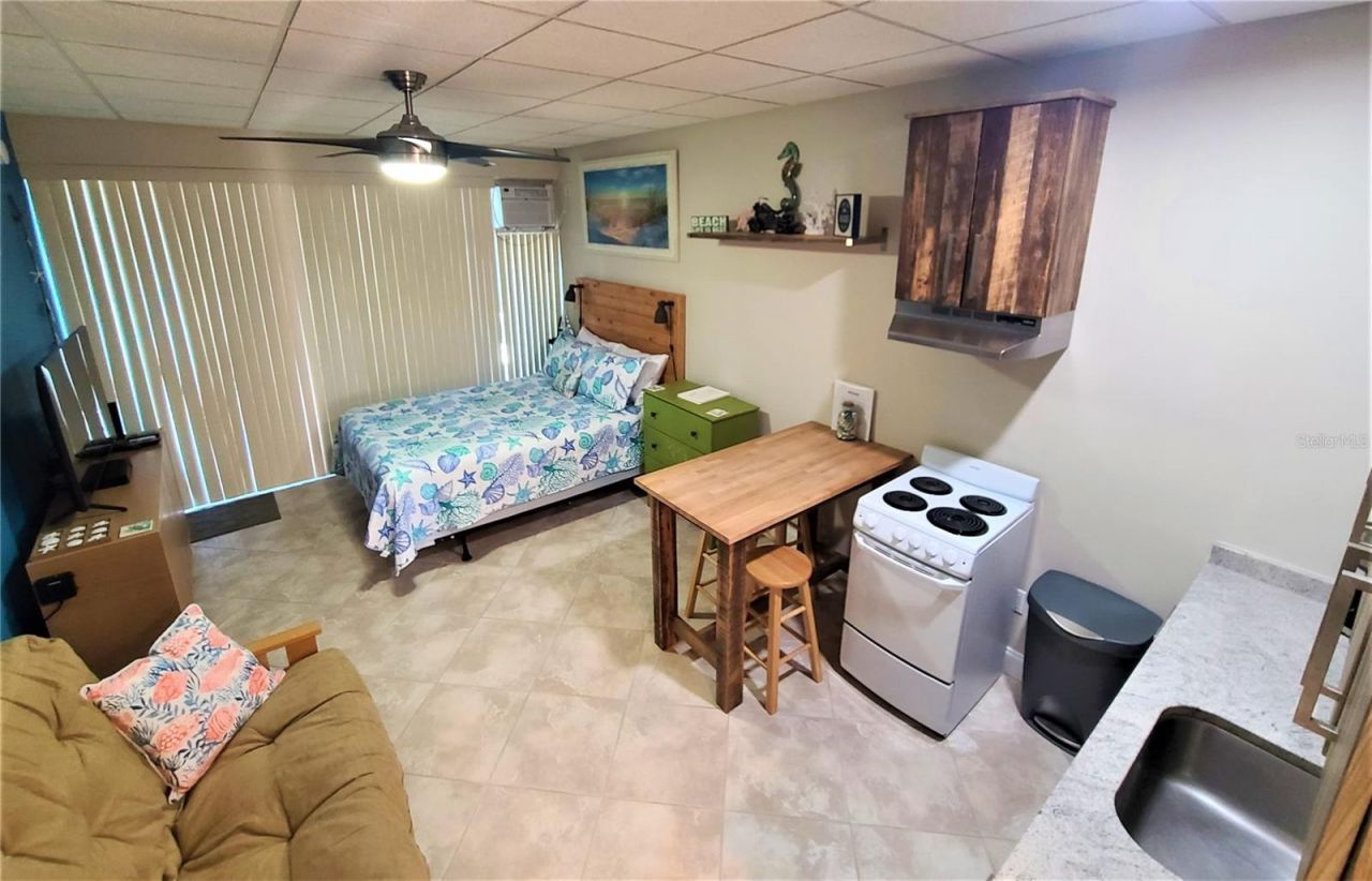 18399 Gulf Boulevard, Unit 389, Indian Shores, FL 33785 Main Photo