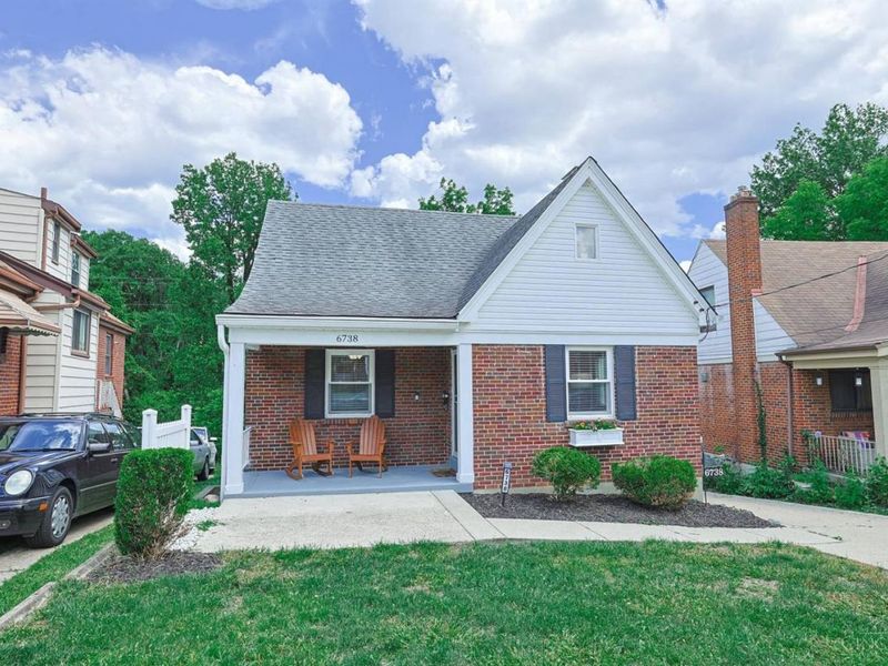 6738 Hampton Drive, Cincinnati, OH 45236 Photo 1