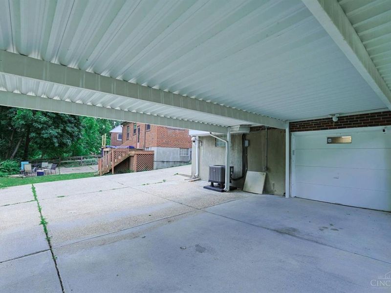 6738 Hampton Drive, Cincinnati, OH 45236 Photo 29
