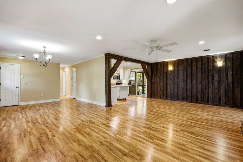 71 Baruch Ln. Photo 9