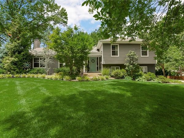 9104 Ensley Lane, Leawood, KS 66206