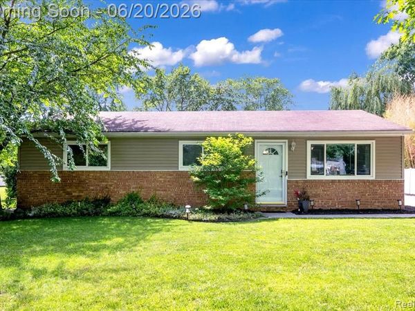 45451 Joseph Street, Shelby Twp, MI 48317