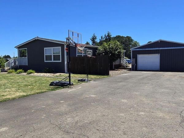 3800 Dunlap Av NE, Albany, OR 97322