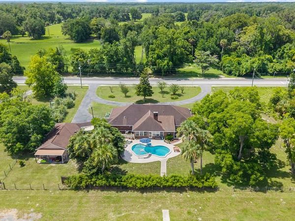 367 SE 136th Ave, Old Town, FL 32680