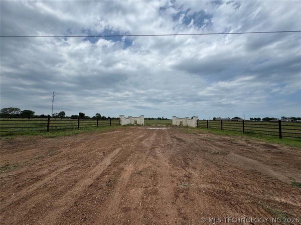 Hwy 9 , Seminole, OK 74868