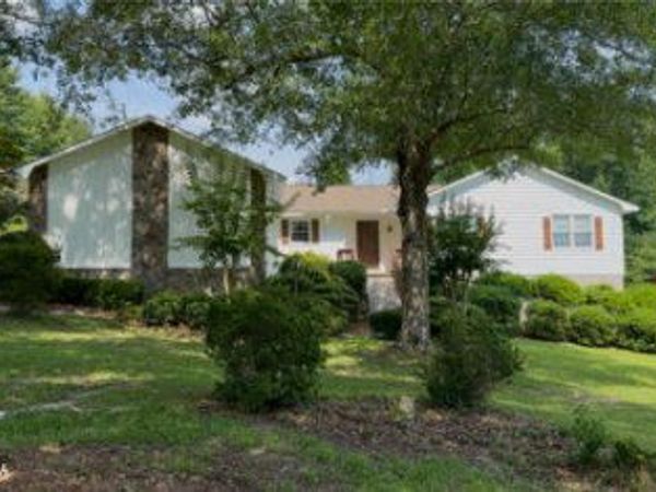 2777 Glen Echo Drive, Lizella, GA 31052