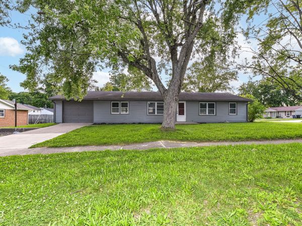 1705 Woodbine Drive , Anderson, IN 46011