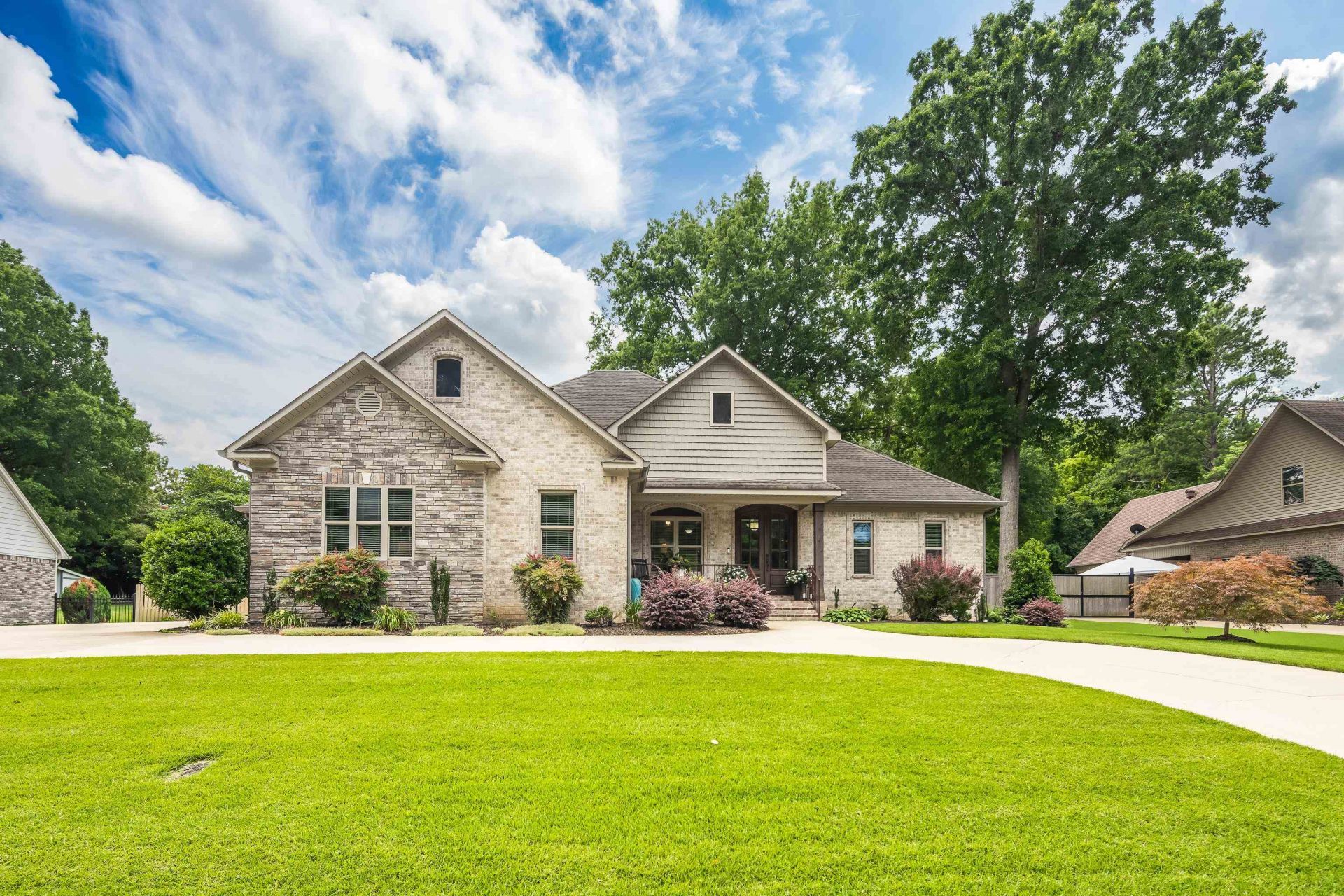 32 Sunhaven Dr, Jackson, TN 38305 Main Photo