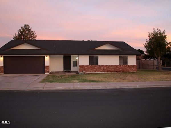 6231 E INGLEWOOD Street, Mesa, AZ 85205
