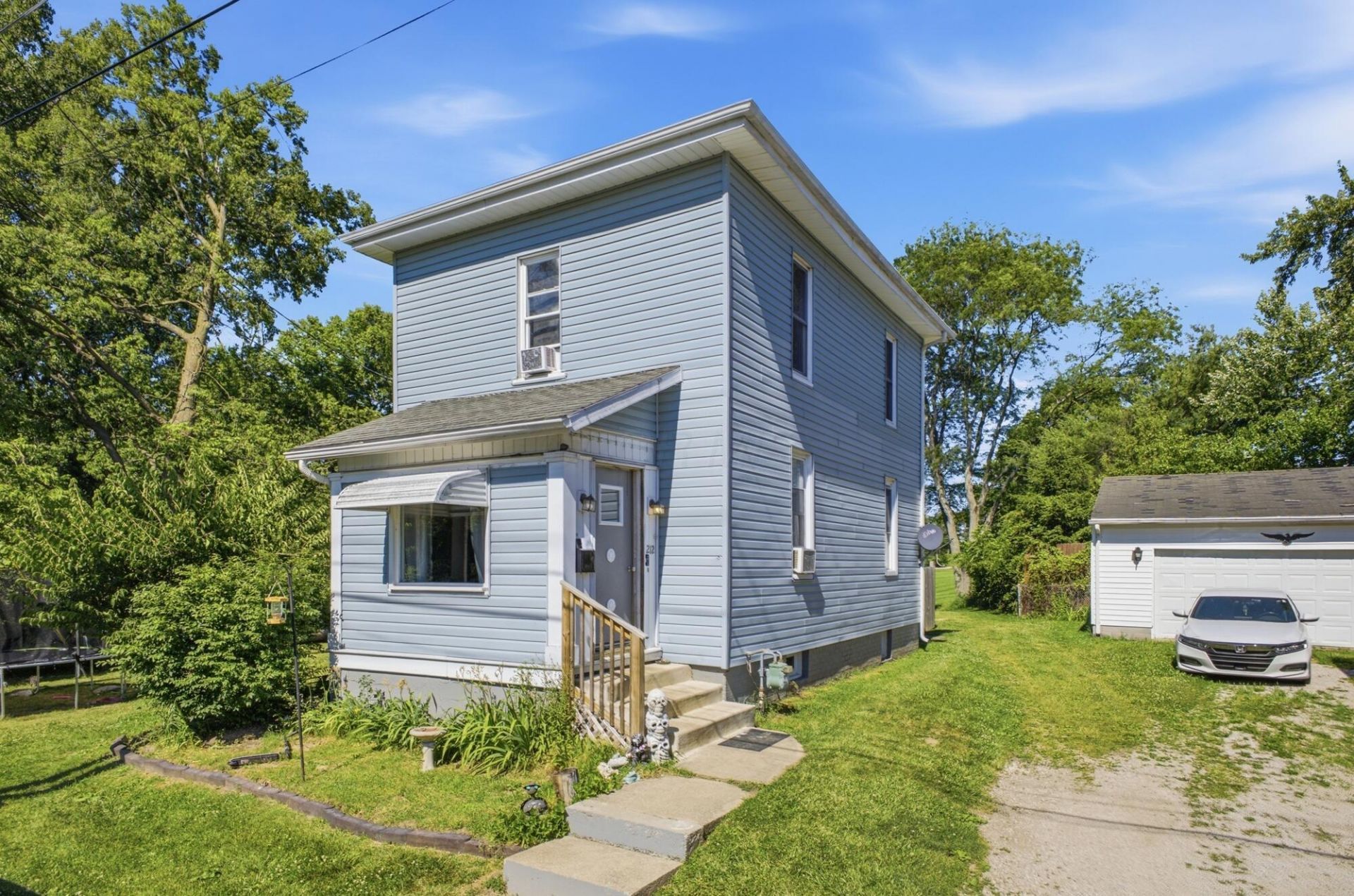 212 N Highland Avenue, Bucyrus, OH 44820 Main Photo