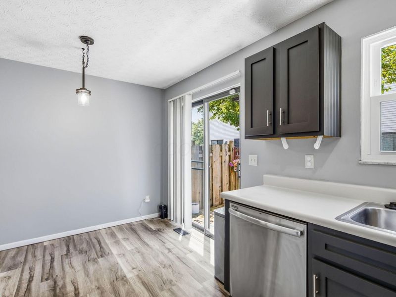 8193 Newark Avenue , Westerville, OH 43081 Photo 10