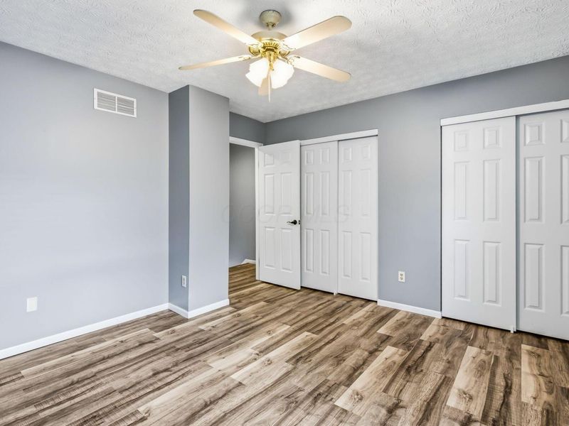 8193 Newark Avenue , Westerville, OH 43081 Photo 14