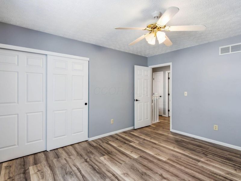 8193 Newark Avenue , Westerville, OH 43081 Photo 17
