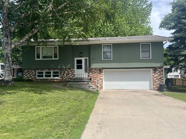 1301 9th Street SE, Willmar, MN 56201