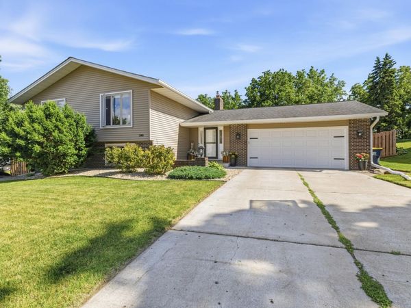 3005 W 135th Street, Burnsville, MN 55337