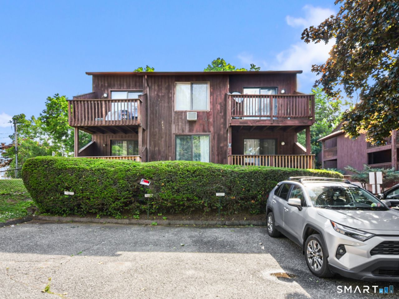 1 Fairfield, Unit 3, Danbury, CT 06810 Main Photo