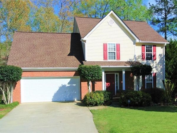 2121 Little River Drive , Suwanee, GA 30024