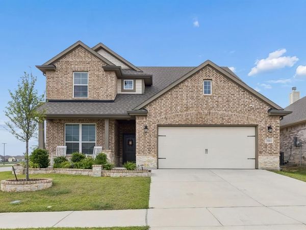 2001 Gill Star Drive, Haslet, TX 76052