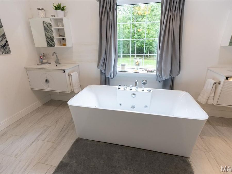 Property Image 76