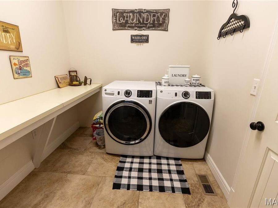 Property Image 85