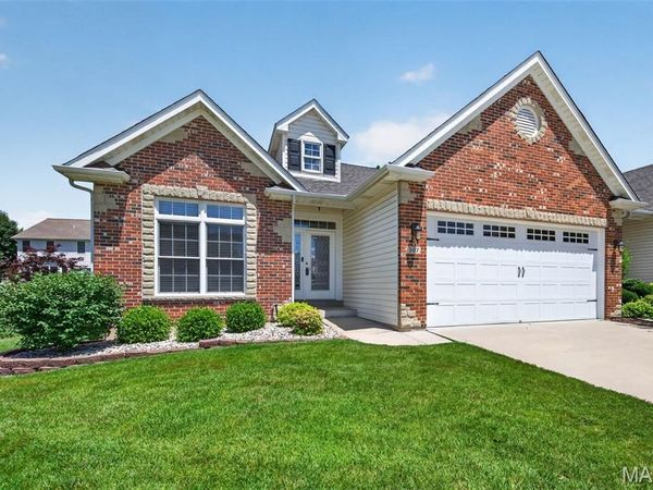 307 Glasgow Drive , St Charles, MO 63301