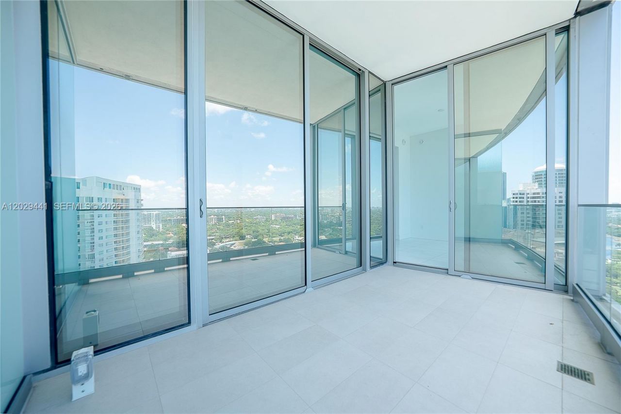 175 SE 25th Rd , Unit 2103, Miami, FL 33129 Photo