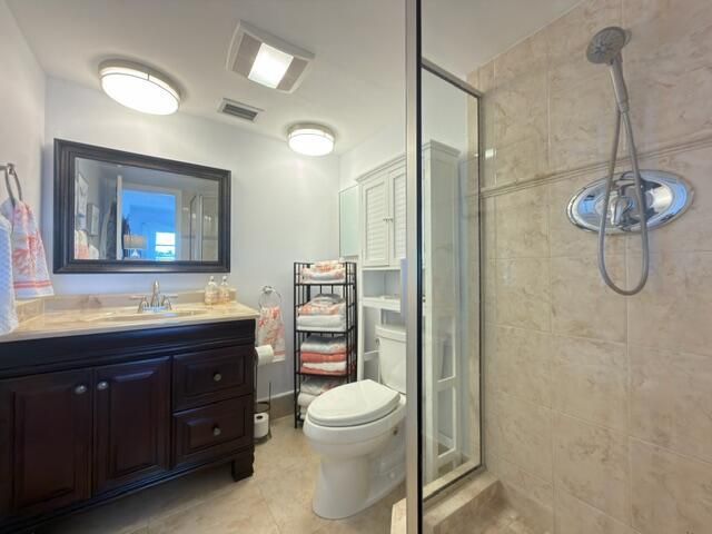 29 Yacht Club Drive, Unit 306, North Palm Beach, FL 33408 Photo