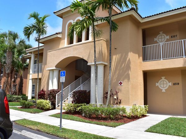8325 Mulligan Circle, Port St. Lucie, FL 34986