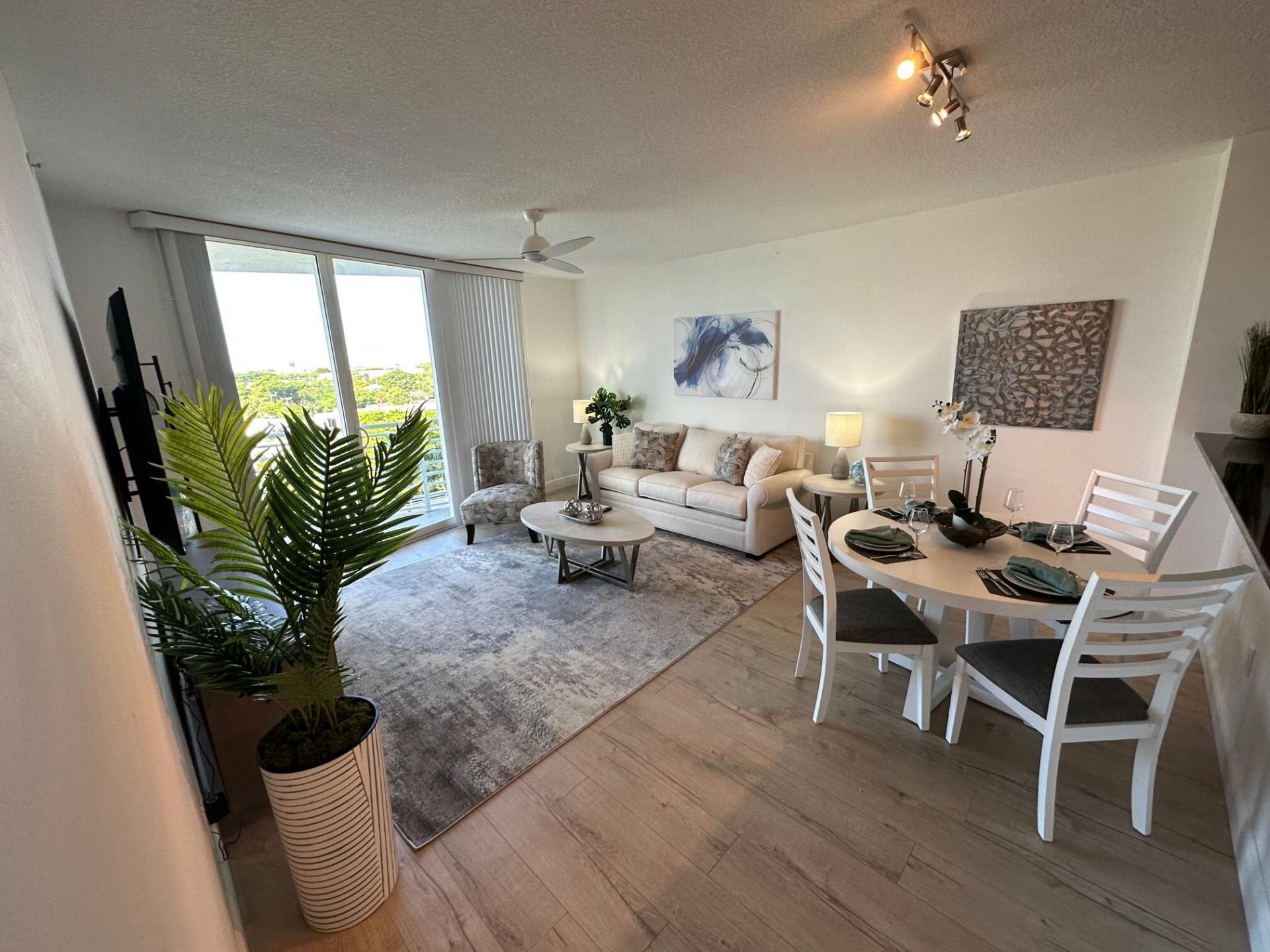 1551 N Flagler Drive, Unit 708, West Palm Beach, FL 33401 Photo