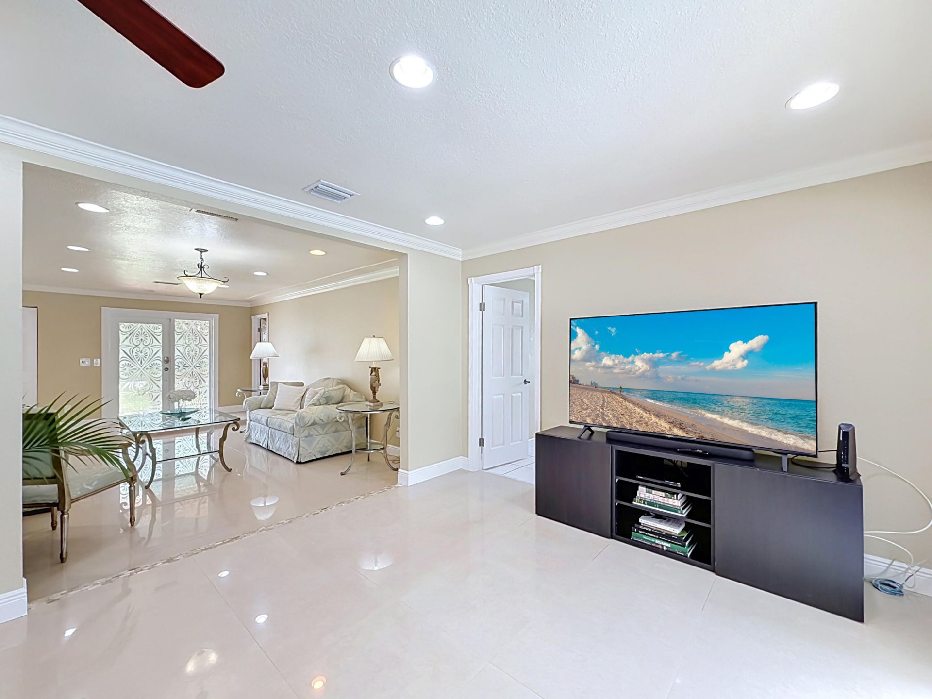 851 E Plantation Circle, Plantation, FL 33324 Photo