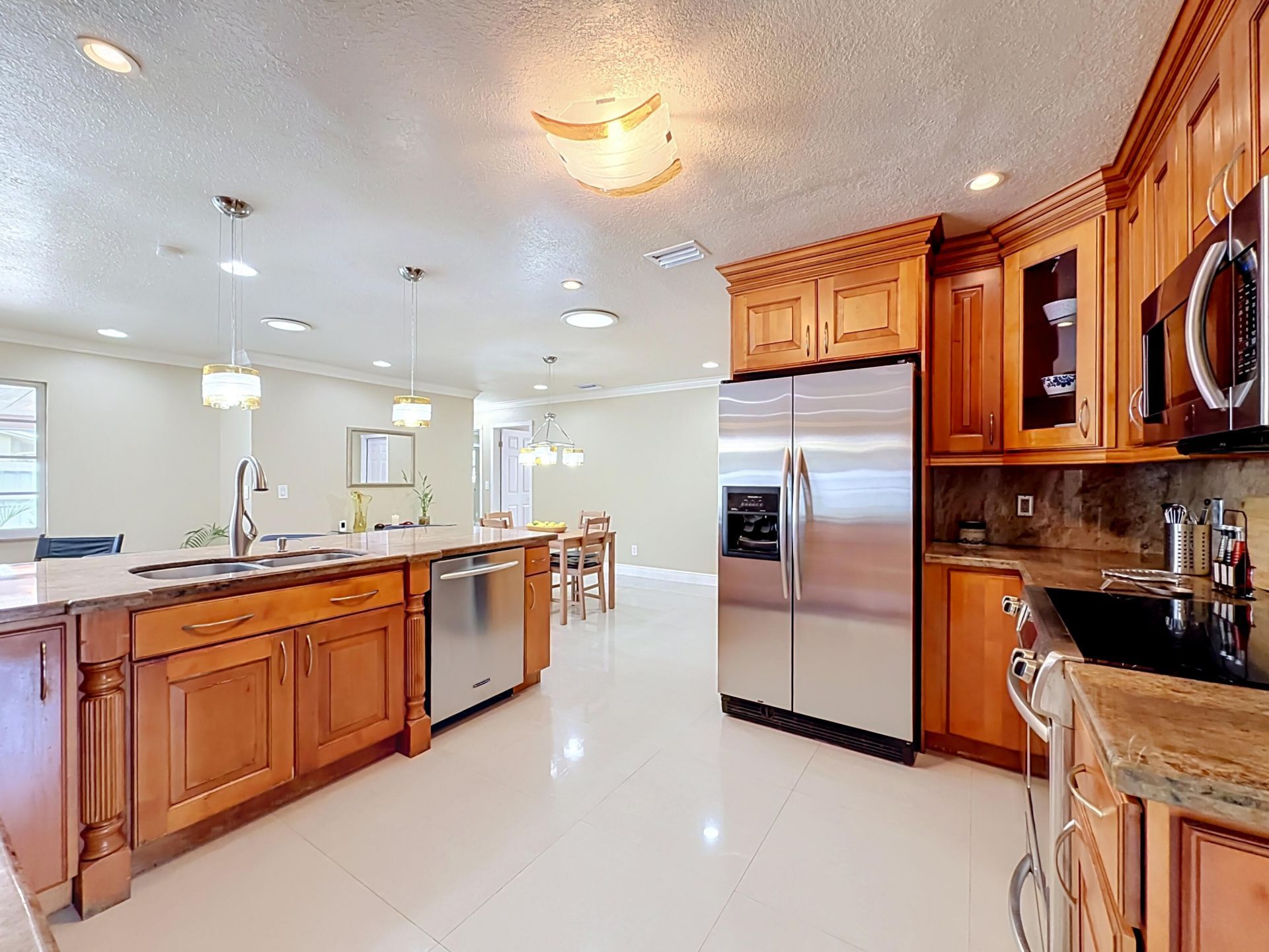 851 E Plantation Circle, Plantation, FL 33324 Photo
