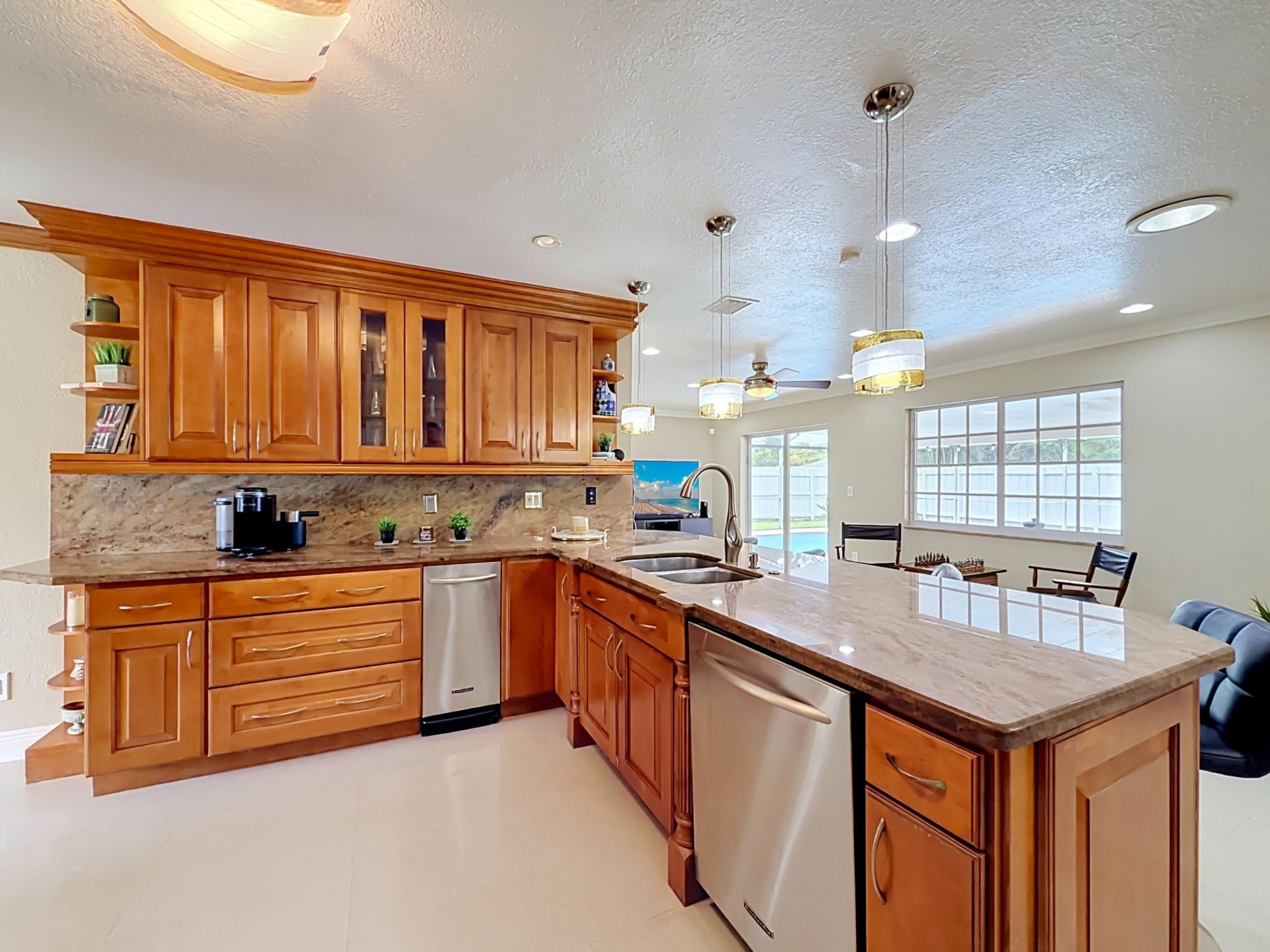 851 E Plantation Circle, Plantation, FL 33324 Photo
