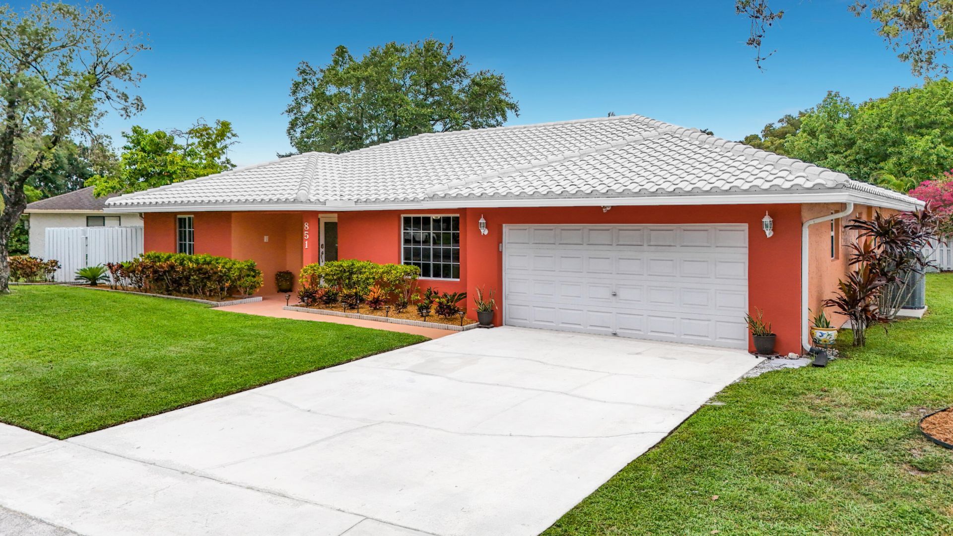 851 E Plantation Circle, Plantation, FL 33324 Photo