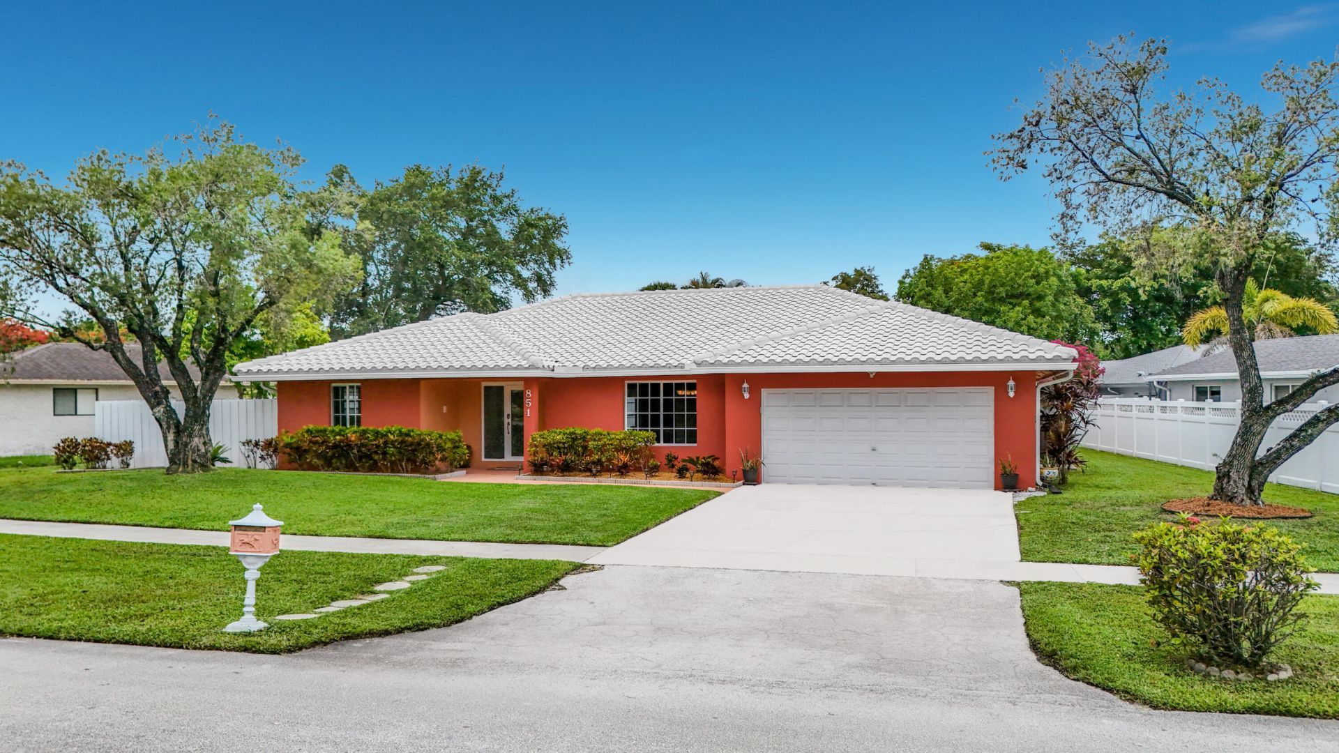 851 E Plantation Circle, Plantation, FL 33324 Photo