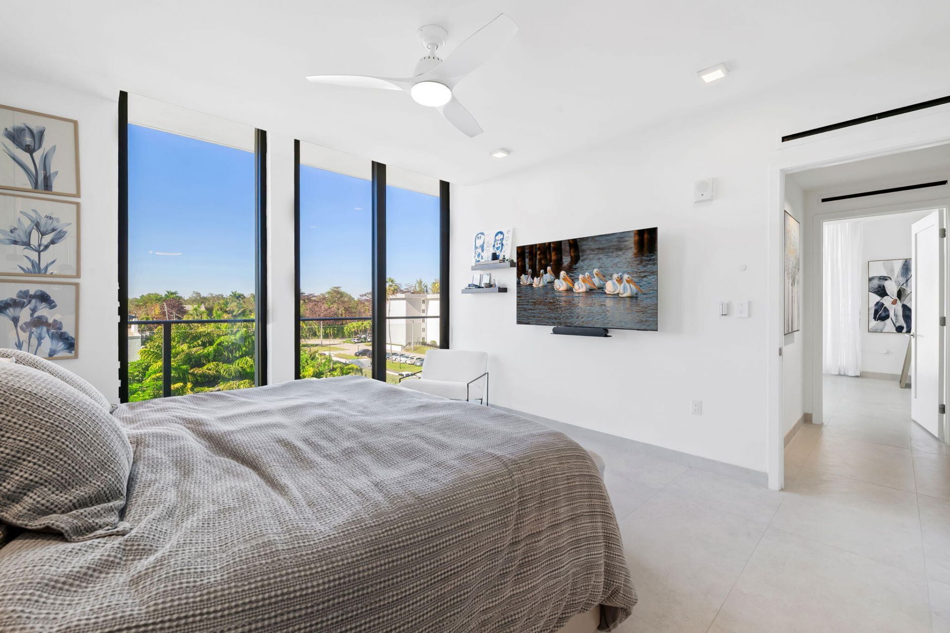 3581 E Glencoe Street, Unit 408, Miami, FL 33133 Photo