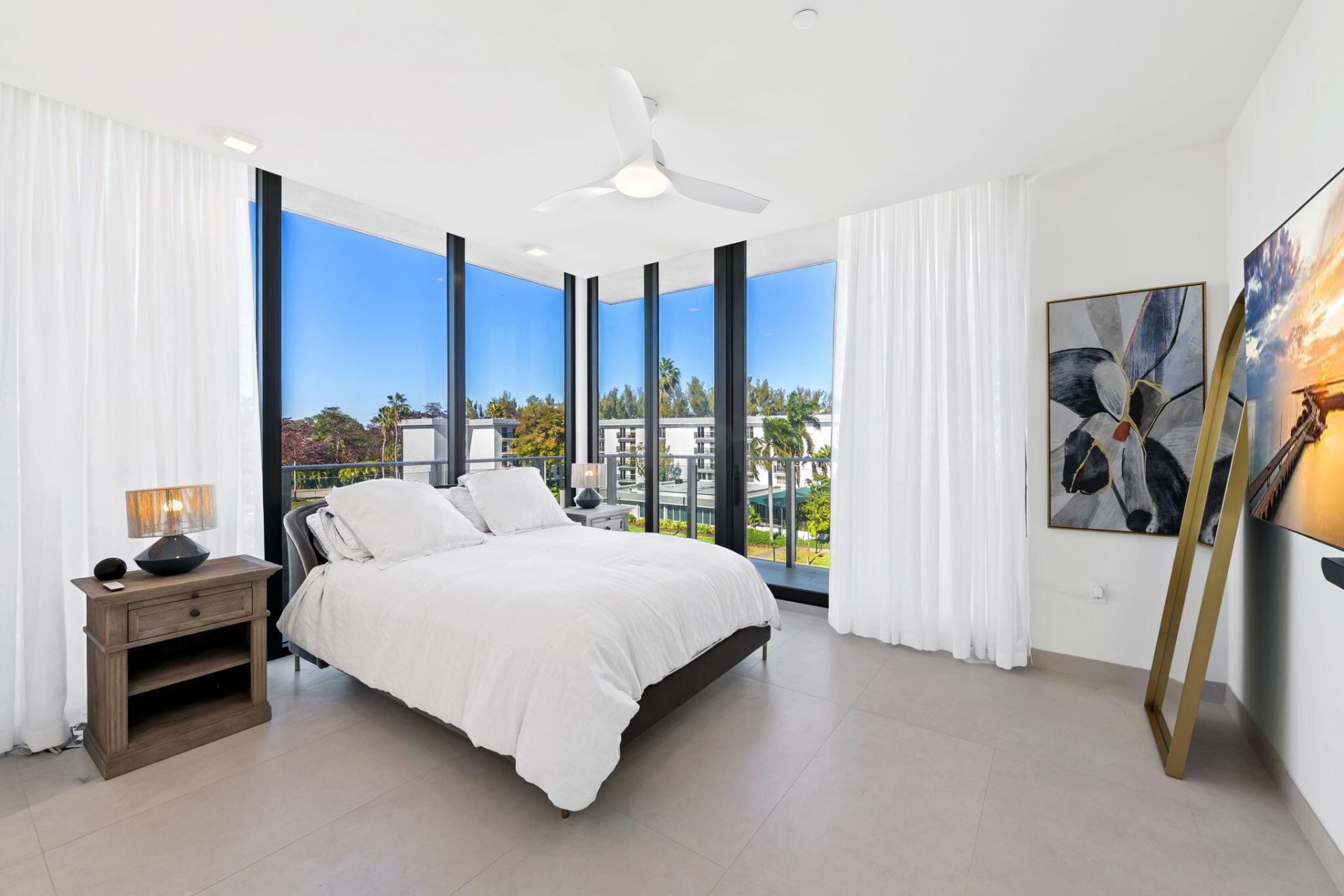 3581 E Glencoe Street, Unit 408, Miami, FL 33133 Photo
