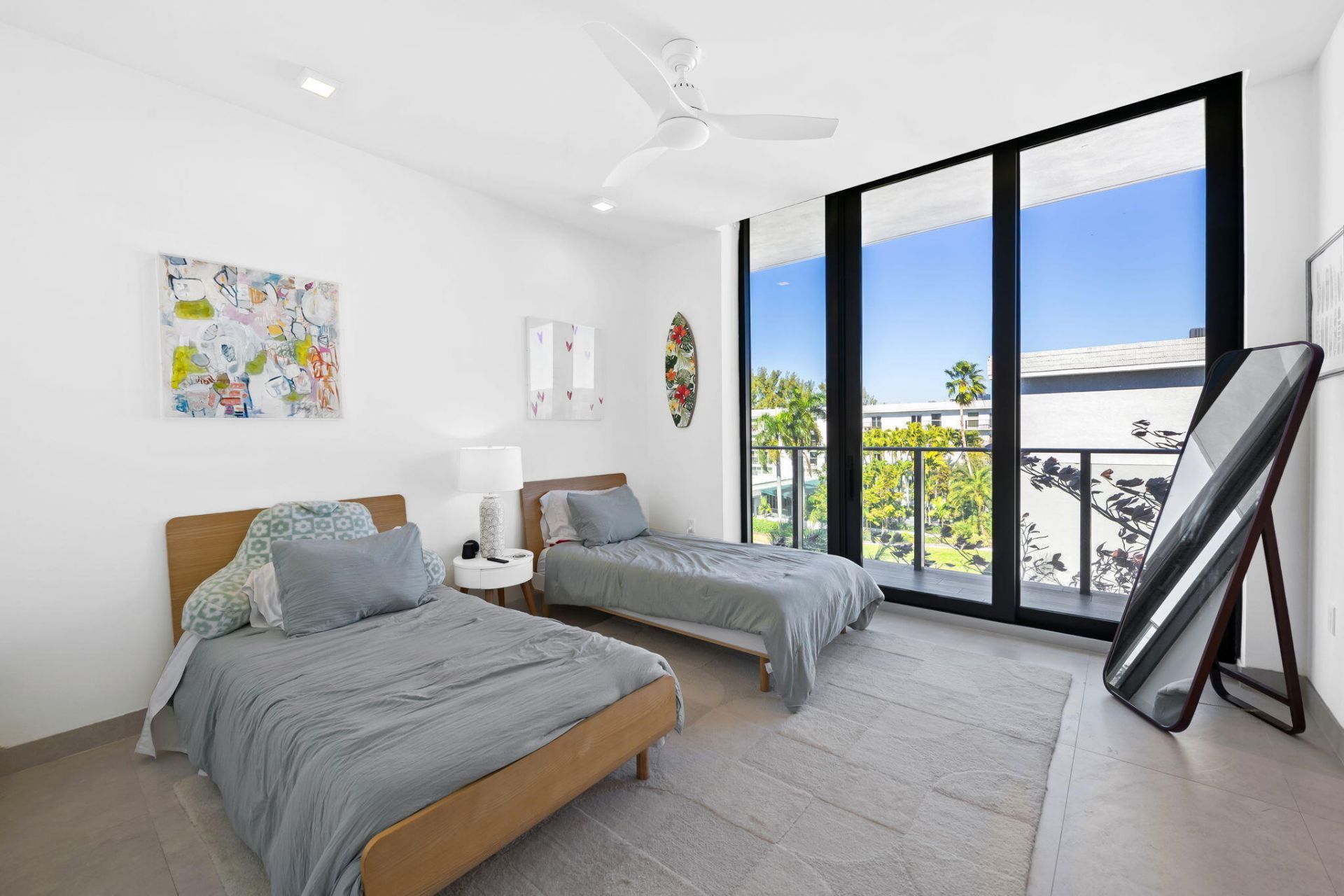 3581 E Glencoe Street, Unit 408, Miami, FL 33133 Photo