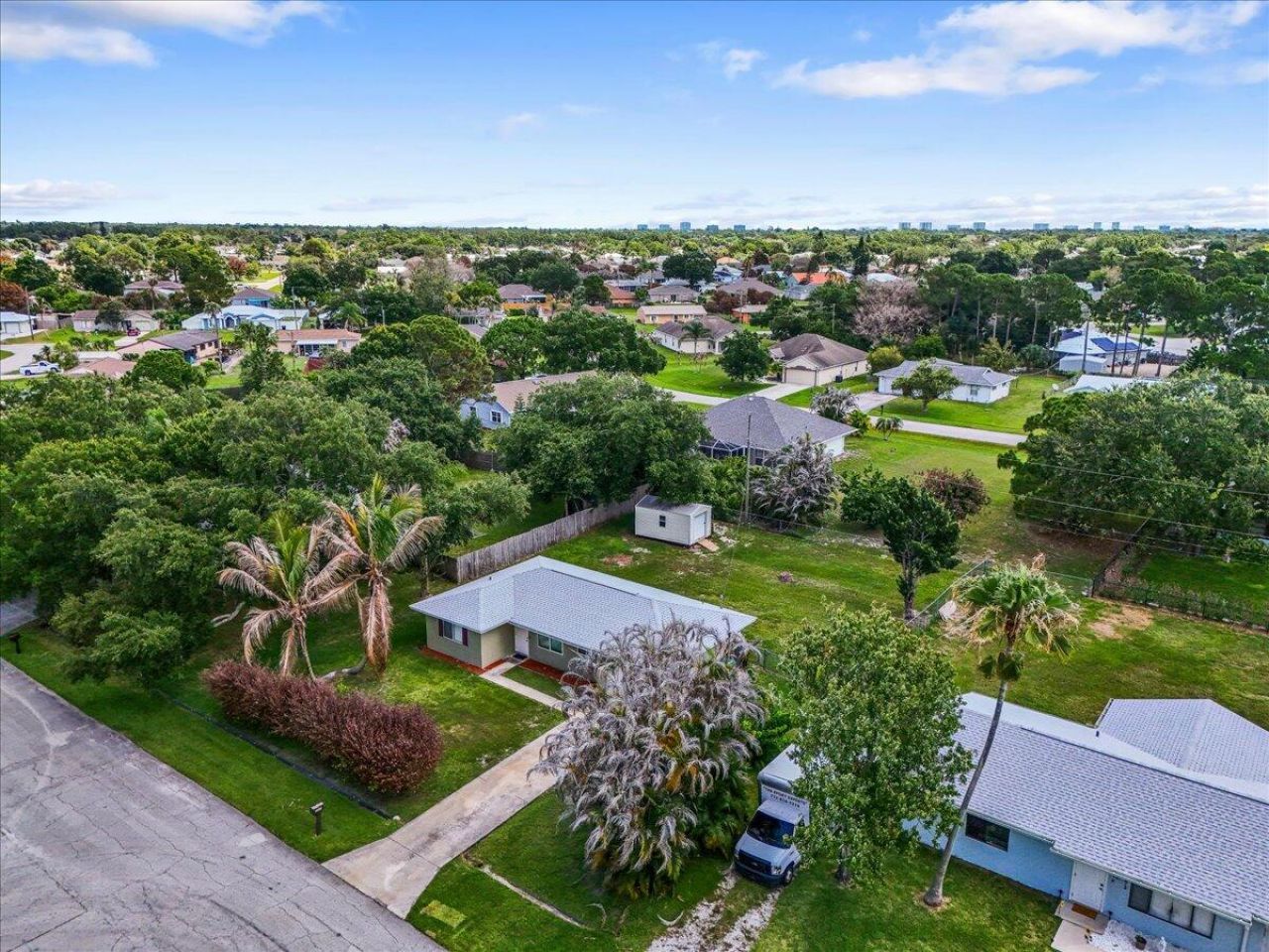 2261 SE Pear Lane, Port Saint Lucie, FL 34952 Photo