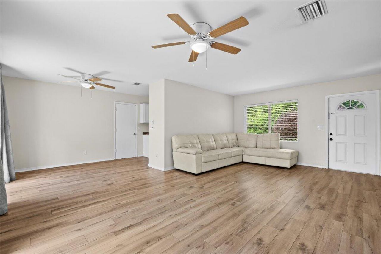 2261 SE Pear Lane, Port Saint Lucie, FL 34952 Photo