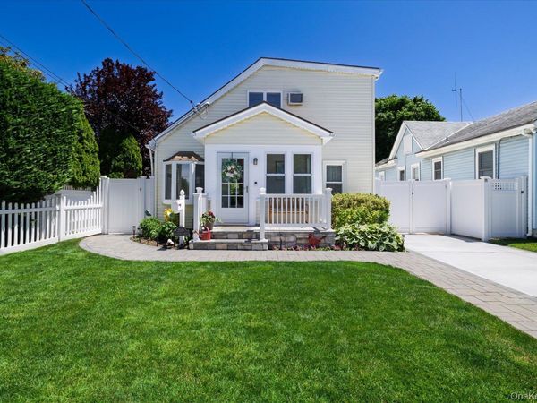 2589 Southard Avenue, Oceanside, NY 11572