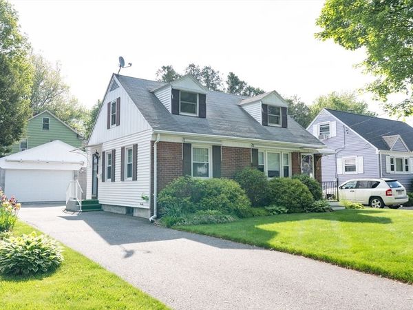 57 Bither St, Springfield, MA 01118
